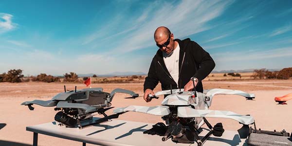 dron de seguridad y salvamento saturno umiles