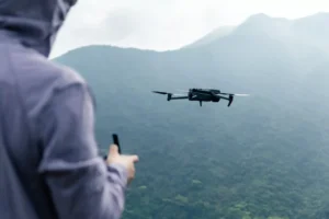 ¿Cuál es el sueldo de un Piloto de Drones? Cuánto gana y funciones