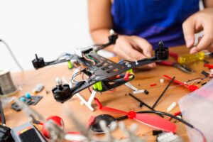 Cómo realizar el mantenimiento de un dron correctamente: Guía definitiva