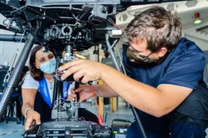 Cómo convertirse en especialista en el montaje y mantenimiento de drones